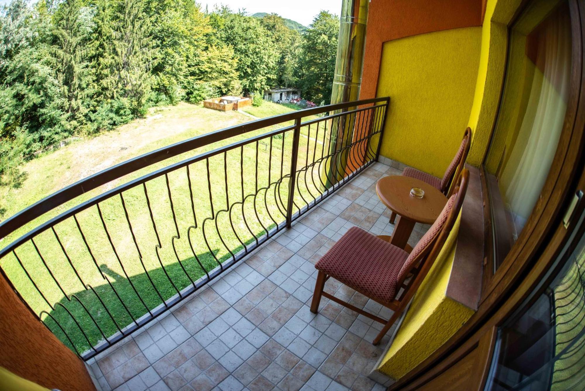 Hotel Trei Brazi Baile Olanesti Bagian luar foto